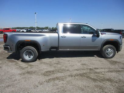 New 2026 GMC Sierra 3500 SLE w/ SLE Value Package
