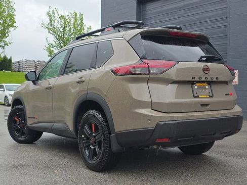 New 2026 Nissan Rogue SV AWD/4WD image 13