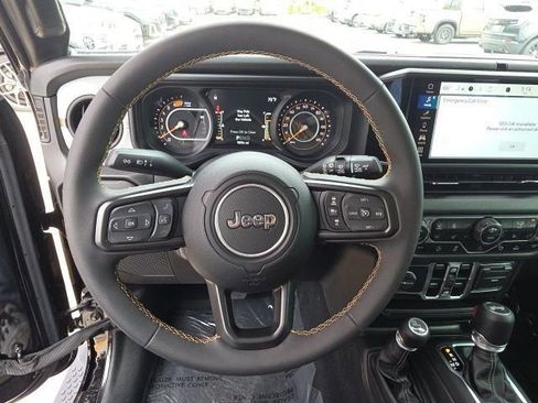 Used 2024 Jeep Wrangler Sport S image 16