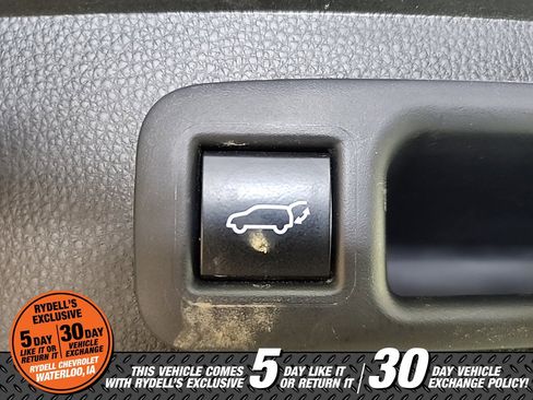 Used 2022 Toyota Highlander XLE image 14