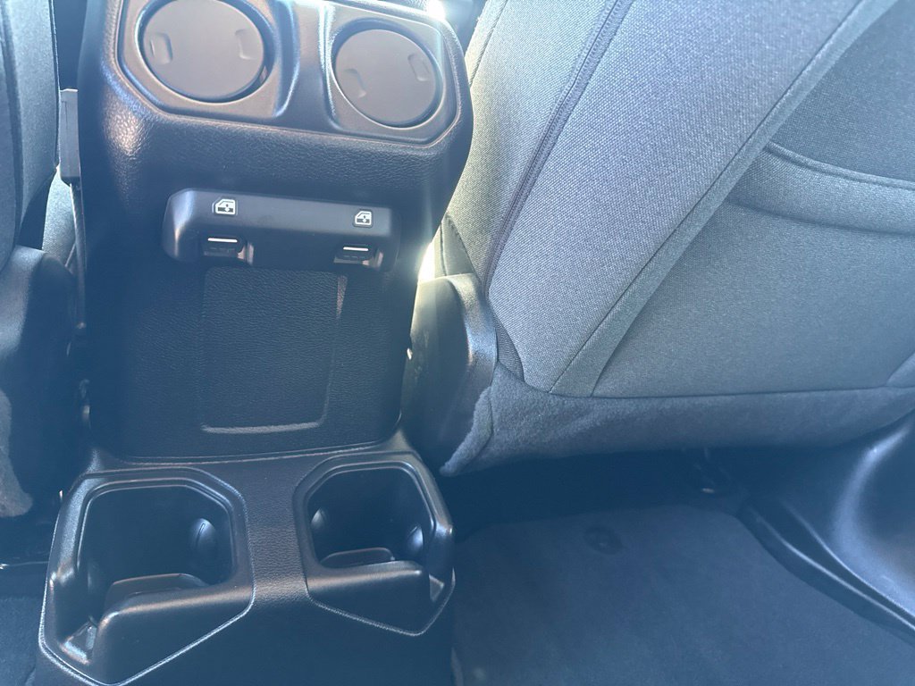 Used 2026 Jeep Wrangler Unlimited Sport AWD/4WD image 28