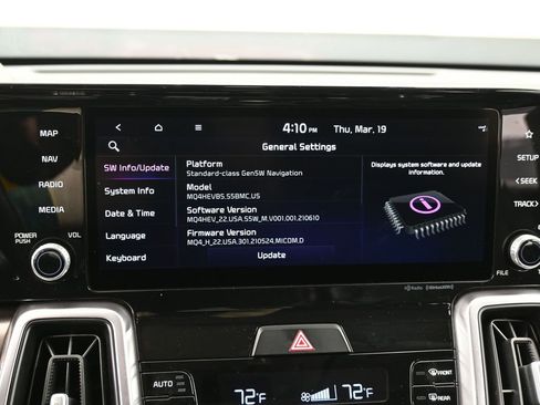 Used 2022 Kia Sorento S FWD image 28
