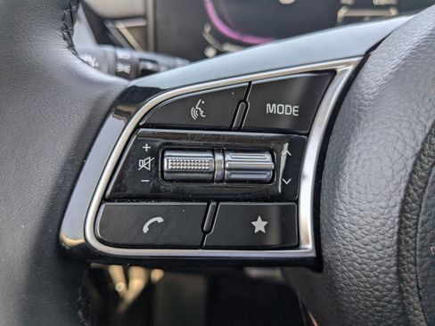 Used 2025 Kia Seltos S image 29