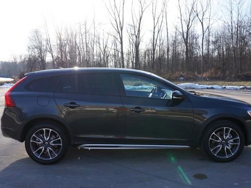 Used 2015 Volvo V60 T5 Cross Country w/ Protection Package image 6