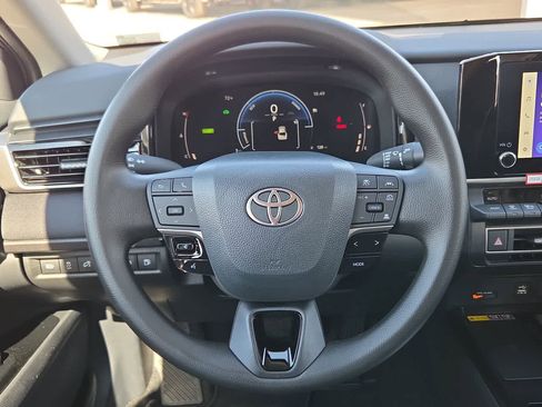 New 2026 Toyota Camry LE image 19