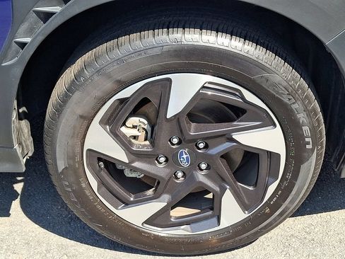 Certified 2025 Subaru Crosstrek 2.5i Limited AWD/4WD image 8