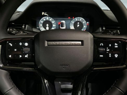 Used 2026 Land Rover Range Rover Evoque S AWD/4WD image 15