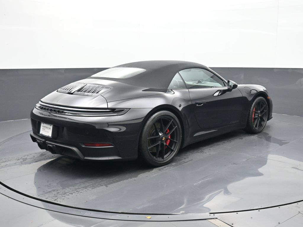 Certified 2026 Porsche 911 Carrera GTS RWD image 19