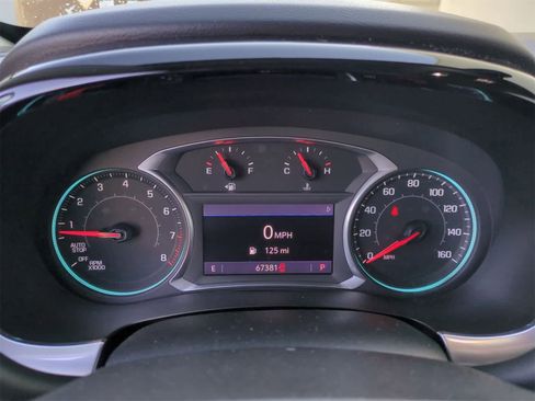 Used 2020 Chevrolet Traverse LT image 33