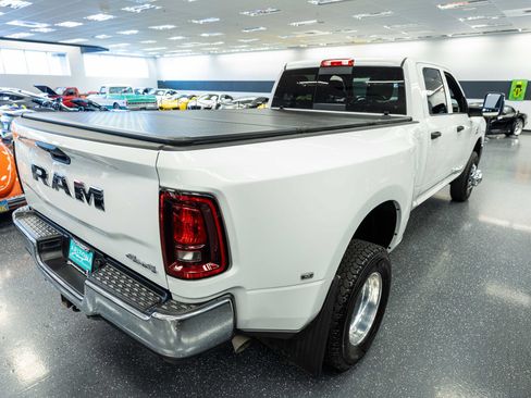 Used 2025 RAM 3500 Tradesman AWD/4WD image 5