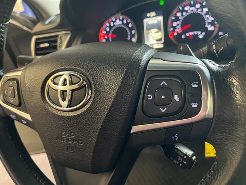 Used 2017 Toyota Camry SE FWD image 15