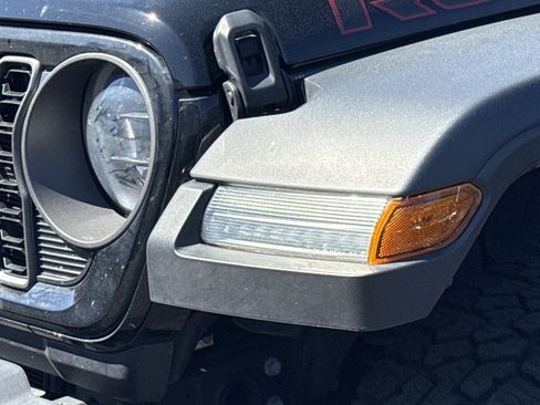 Used 2024 Jeep Gladiator Rubicon w/ Convenience Group image 5