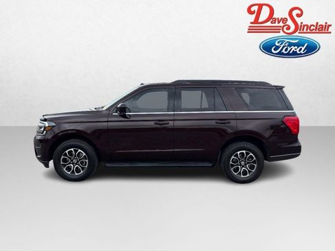 Used 2024 Ford Expedition XLT RWD image 10