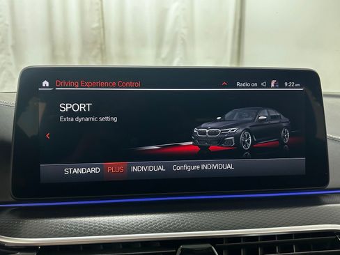 Used 2023 BMW M550i xDrive w/ Executive Package AWD/4WD image 16