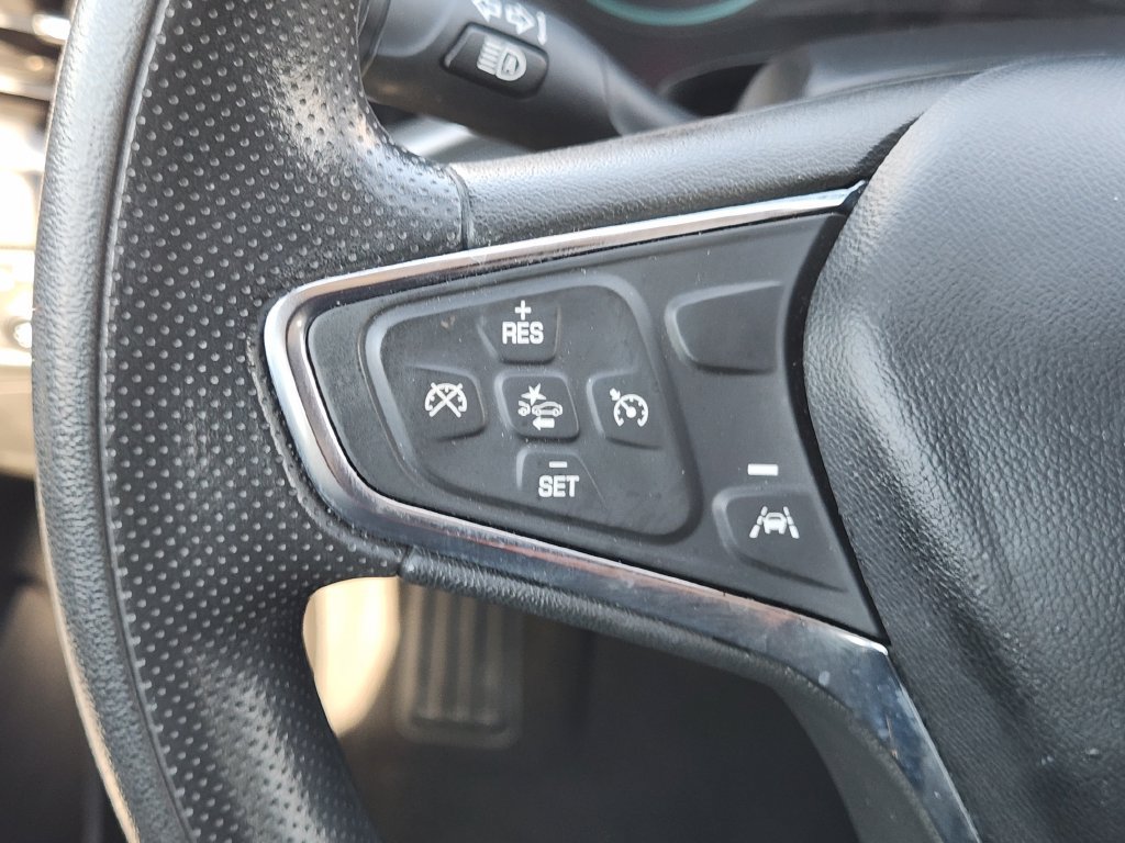 Used 2023 Chevrolet Malibu LT w/ Driver Confidence Package FWD image 30