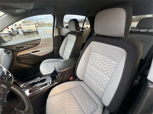 Used 2020 Chevrolet Equinox LS w/ LS Convenience Package image 20