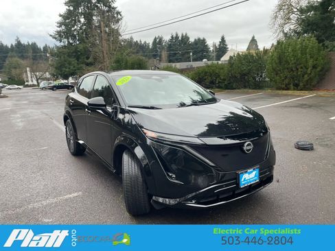 Used 2023 Nissan Ariya AWD image 14