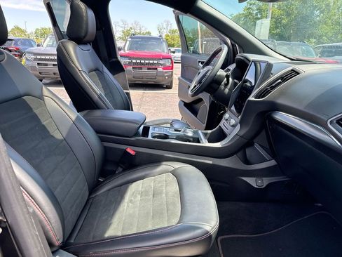 Used 2022 Ford Edge ST-Line AWD/4WD image 22