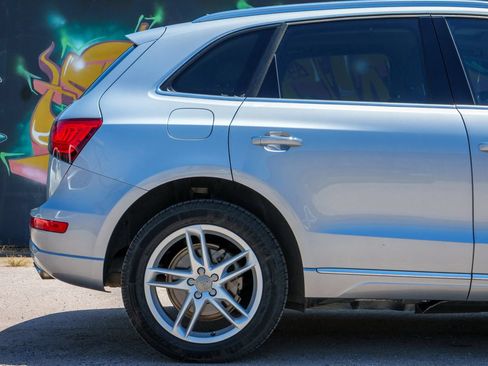 Used 2017 Audi Q5 2.0T Premium Plus w/ Technology Package AWD/4WD image 10
