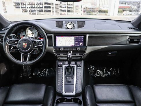 Used 2021 Porsche Macan GTS image 16