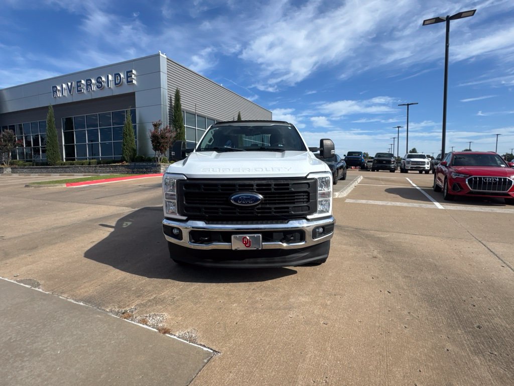 Used 2023 Ford F350 XL w/ XL Driver Assist Package AWD/4WD image 2
