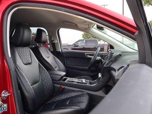 Used 2024 Ford Edge Titanium AWD/4WD image 30