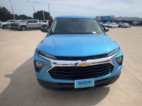 Used 2026 Chevrolet TrailBlazer LS w/ LS Confidence Package FWD image 3