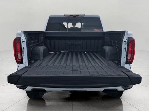 New 2026 GMC Sierra 1500 AT4 w/ AT4 Premium Package AWD/4WD image 11