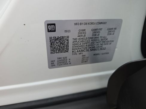 Used 2024 Buick Encore GX Preferred w/ Comfort Package image 32