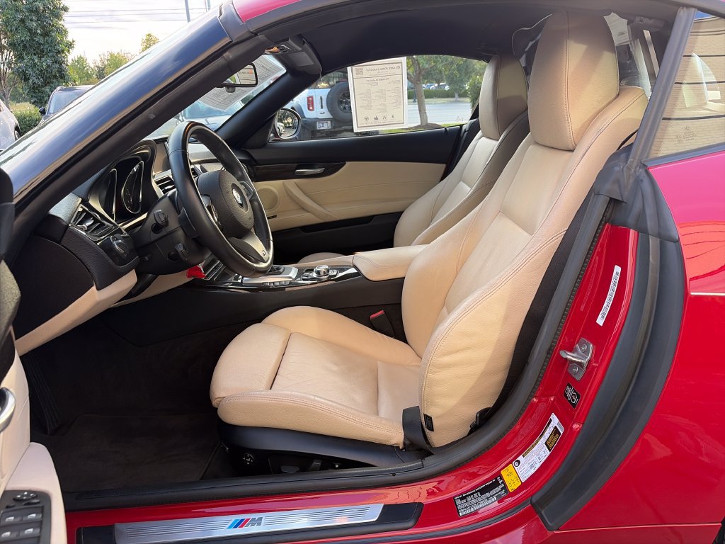 Used 2014 BMW Z4 sDrive35i RWD image 21