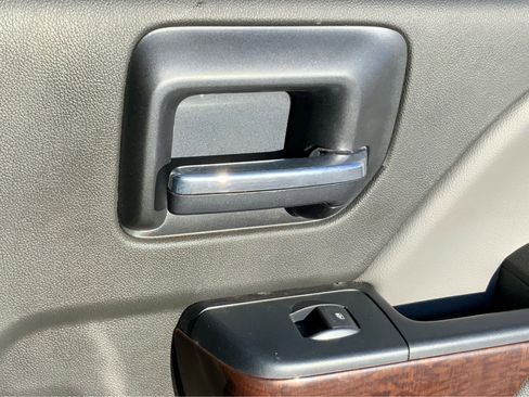 Used 2018 GMC Sierra 1500 SLT w/ SLT Preferred Package image 52