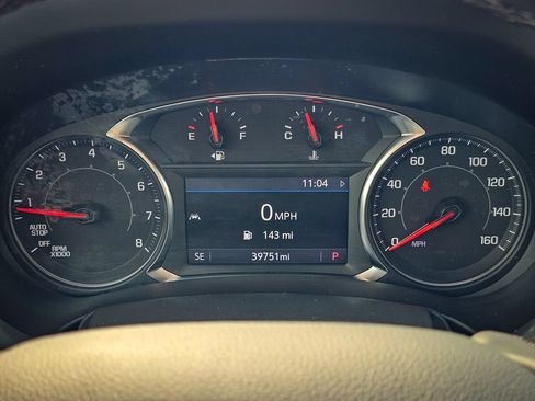 Used 2023 GMC Terrain SLT w/ Tech Package AWD/4WD image 19