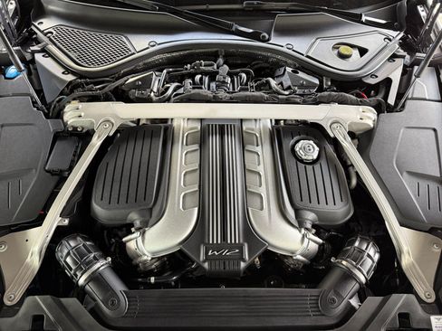 Used 2021 Bentley Flying Spur W12 AWD/4WD image 46