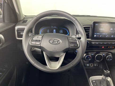 New 2026 Hyundai Venue SEL image 15