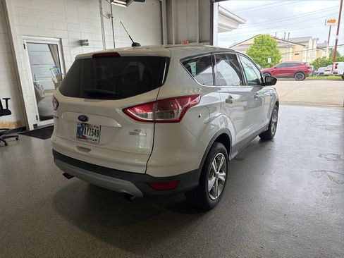 Used 2014 Ford Escape SE FWD image 3