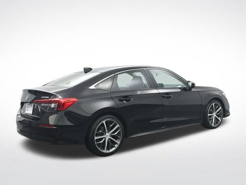 Used 2024 Honda Civic Touring image 6
