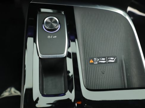 Used 2025 Buick Enclave Sport Touring w/ Super Cruise Package image 20