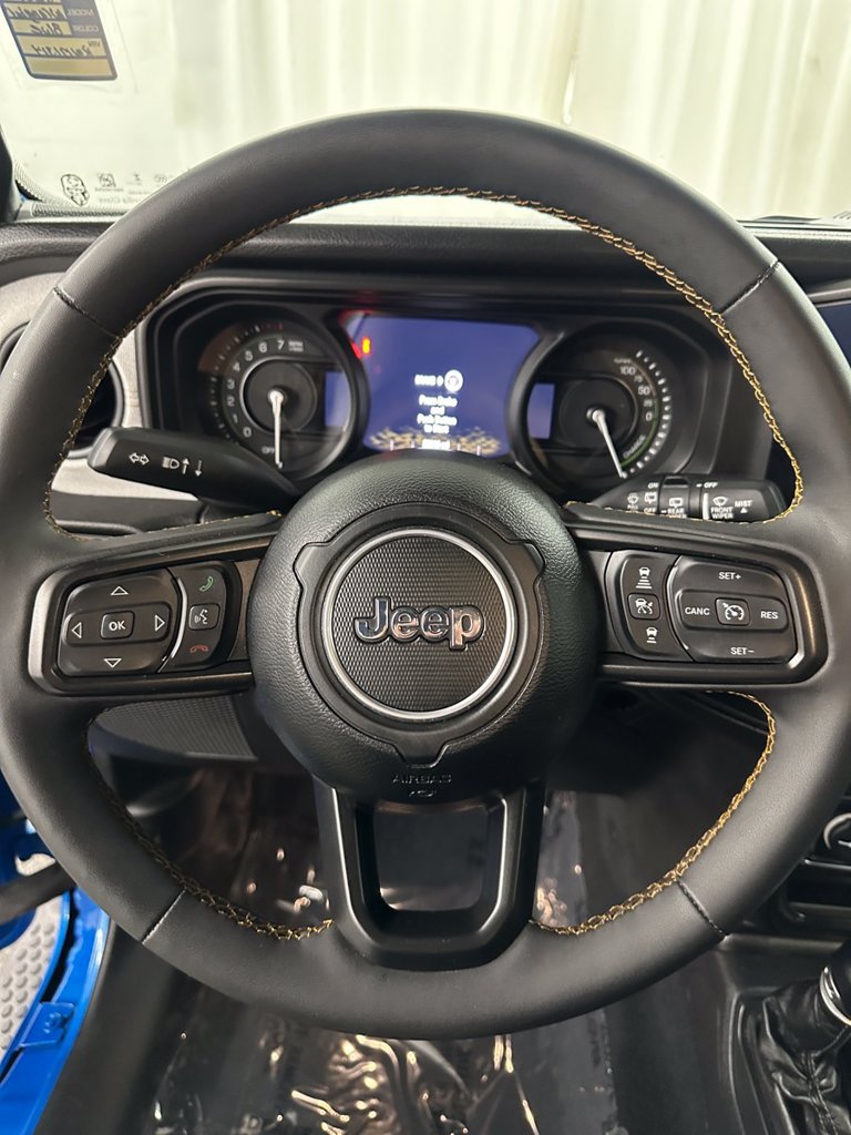 Used 2024 Jeep Wrangler Unlimited w/ Convenience Group AWD/4WD image 15
