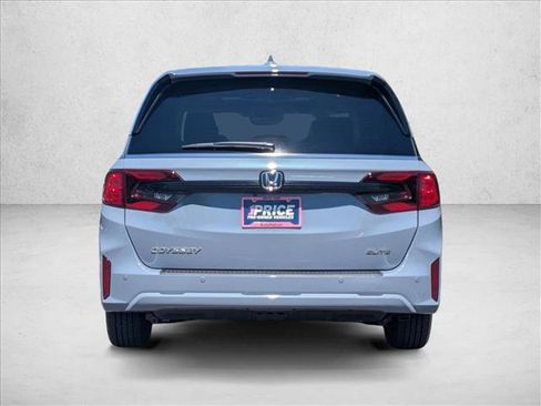 Used 2026 Honda Odyssey Elite image 7