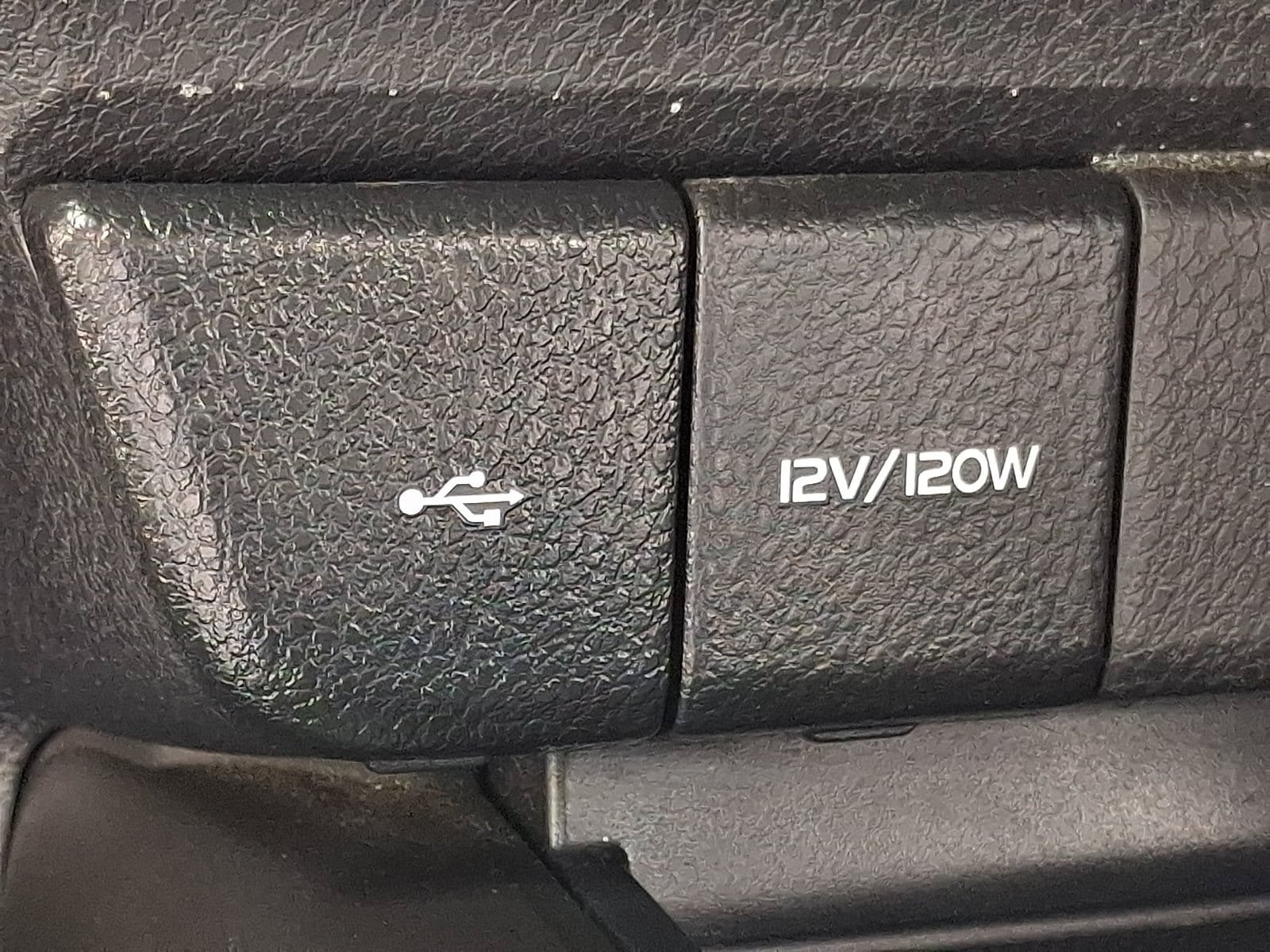 Used 2022 Toyota Camry SE AWD/4WD image 25