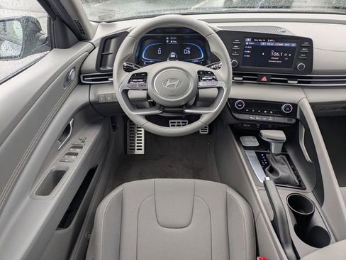 New 2026 Hyundai Elantra Sport FWD image 15