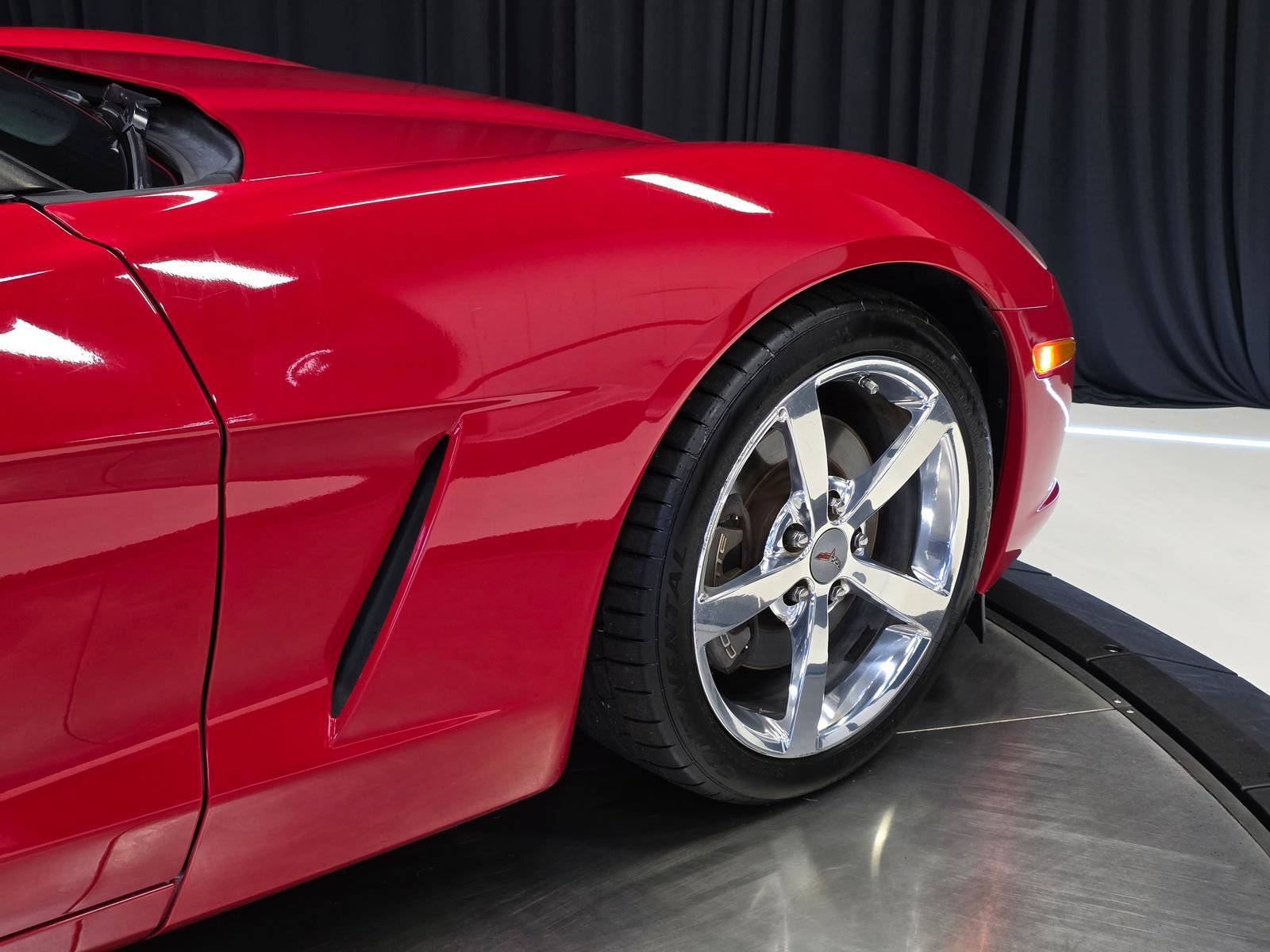 Used 2008 Chevrolet Corvette Coupe w/ Preferred Equipment Group RWD image 4