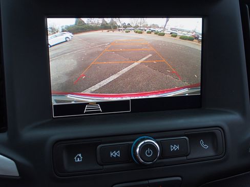 Used 2023 GMC Terrain SLE w/ Driver Convenience Package image 31