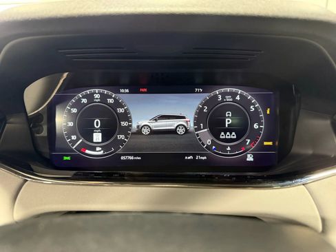 Used 2020 Land Rover Range Rover Evoque R-Dynamic S image 17