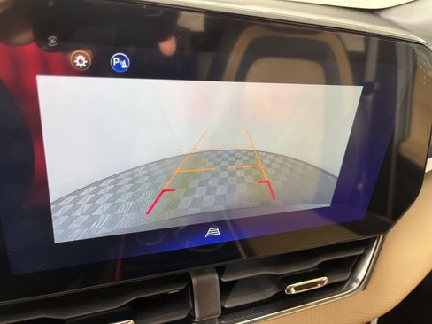 Certified 2025 Chevrolet Equinox ACTIV image 29