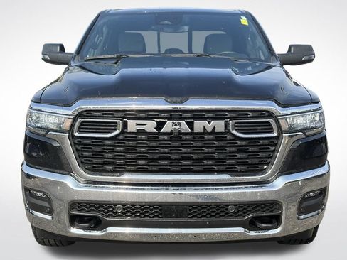 Used 2025 RAM 1500 Big Horn AWD/4WD image 3