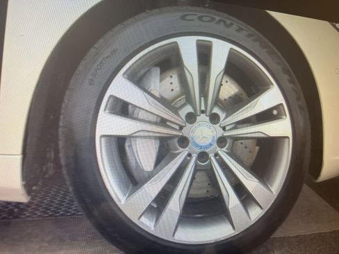 Used 2015 Mercedes-Benz S 550 4MATIC Sedan image 9