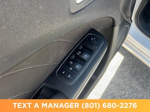 Used 2018 Dodge Charger GT AWD/4WD image 15