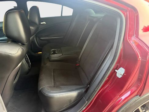 Used 2018 Dodge Charger R/T Scat Pack RWD image 24
