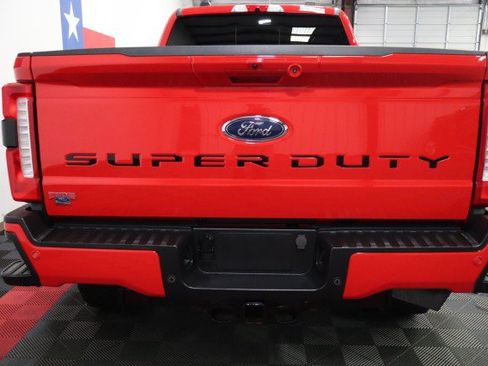 Used 2024 Ford F250 Lariat w/ Lariat Ultimate Package AWD/4WD image 19